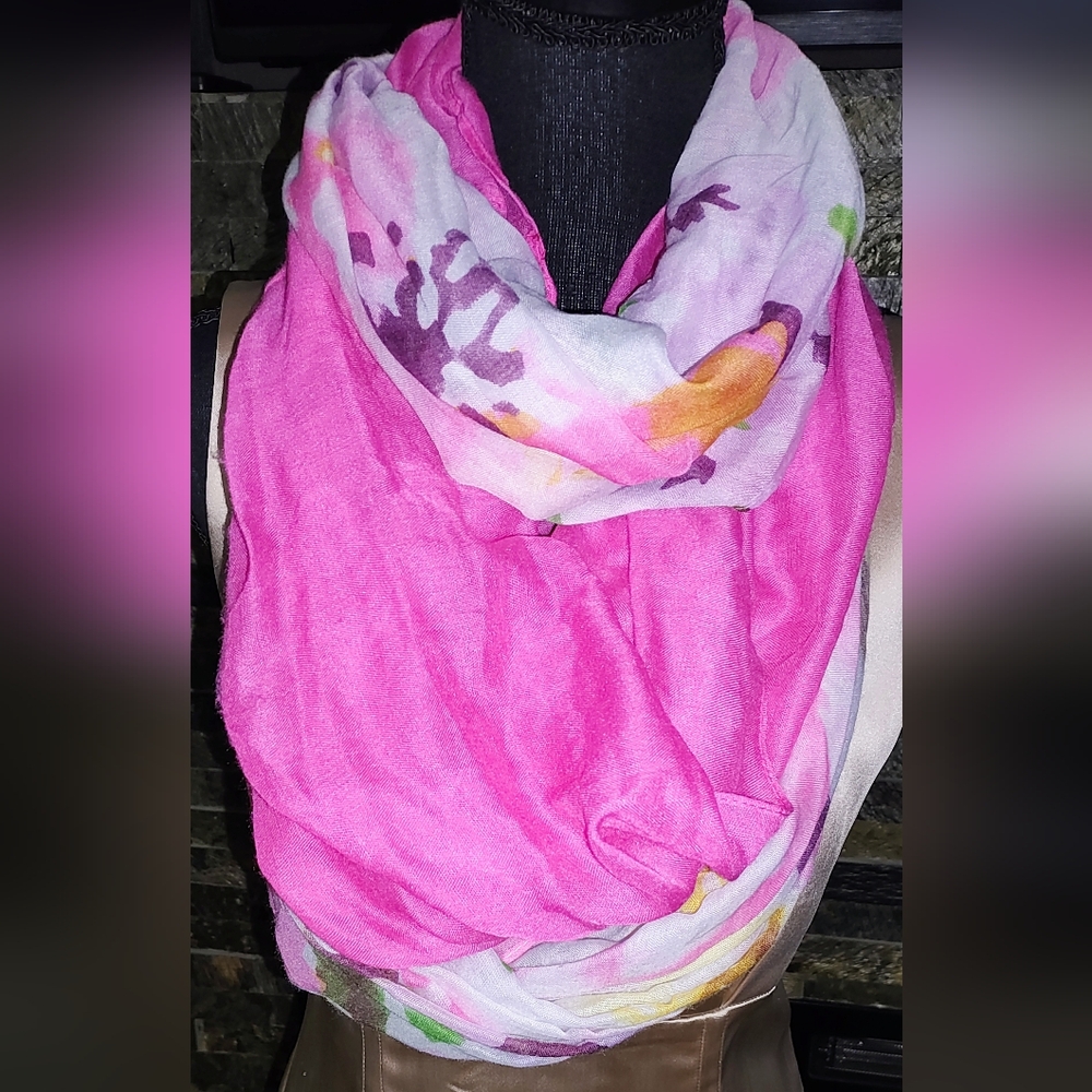 Altare Elegant Pink And Floral Loop Scarf New With Tag